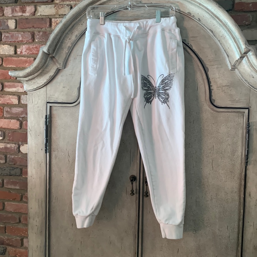 Baggy sweat pants!